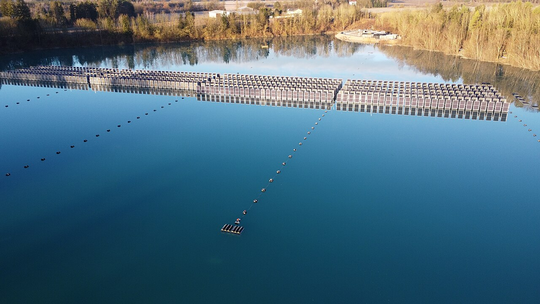 Bundesratsinitiative für mehr schwimmende Photovoltaik auf künstlichen Seen