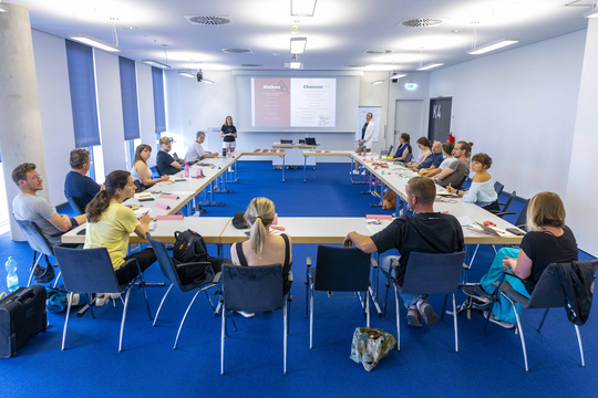 Tiny House Community trifft sich von 27. bis 29. Juni 2025 auf der NEW HOUSING in Karlsruhe