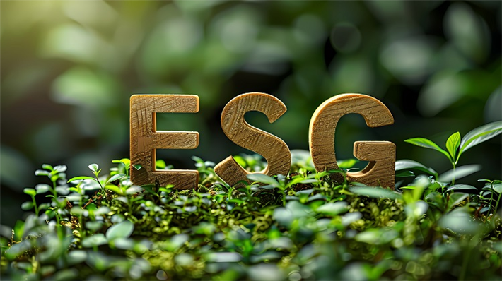 Nachhaltig erfolgreich – ESG-Regularien effektiv umsetzen © Derby – stock.adobe.com