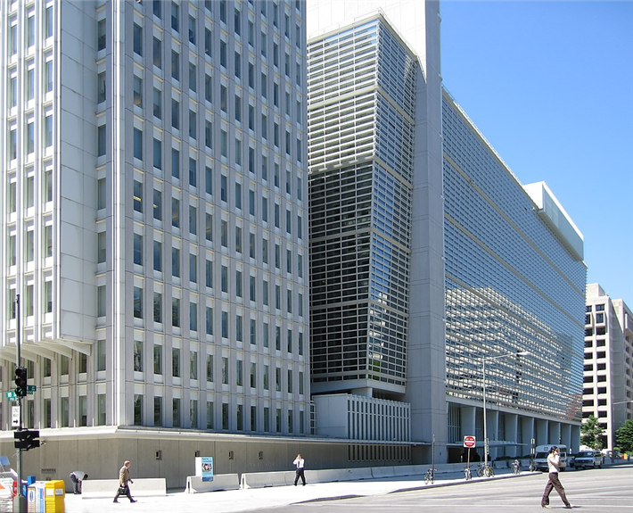 World Bank Headquarter in Washington, D.C. © Shiny Things, Flickr, Creative Commons 2.0