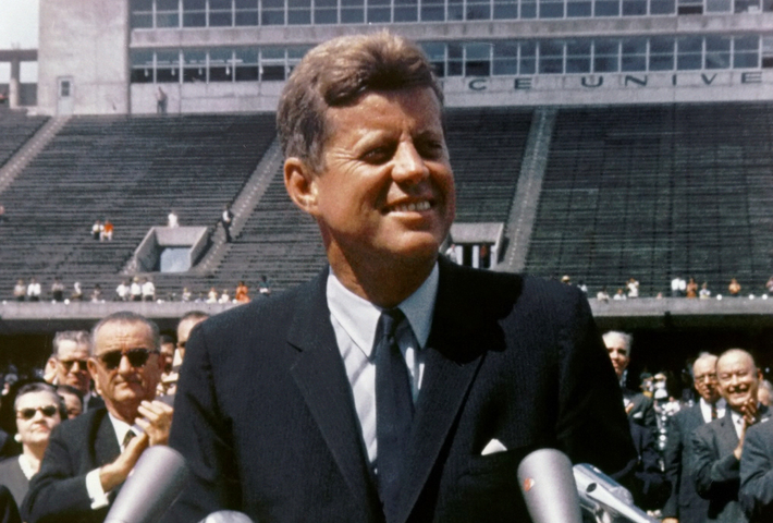 We choose to go to the Moon… und was das kostet