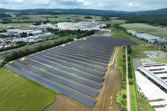 Von der Sonne gebacken: Dr. Oetker produziert zukünftig frei von fossilen Energieträgern